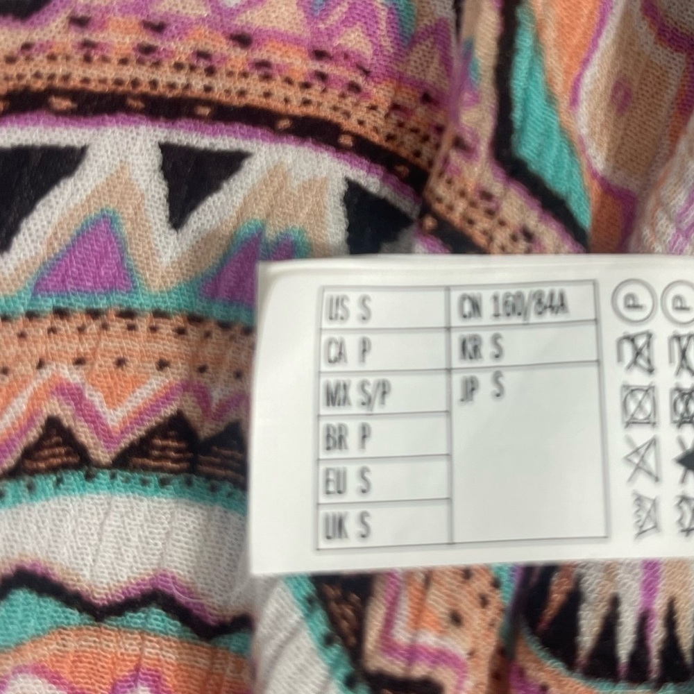 Forever 21 Poncho Style Cover Up Small - Picture 5 of 7